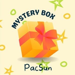 NWT PacSun Mystery Box